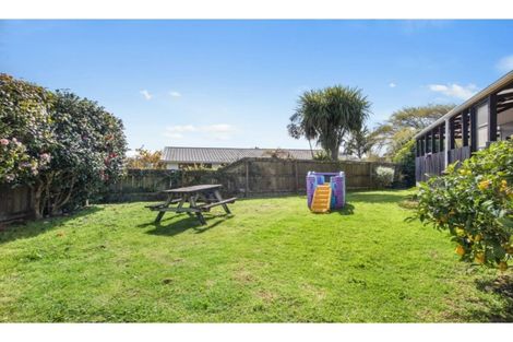 Photo of property in 106 Queen Street, Waiuku, 2123
