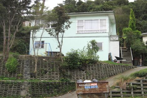 Photo of property in 23 Lowry Crescent, Stokes Valley, Lower Hutt, 5019