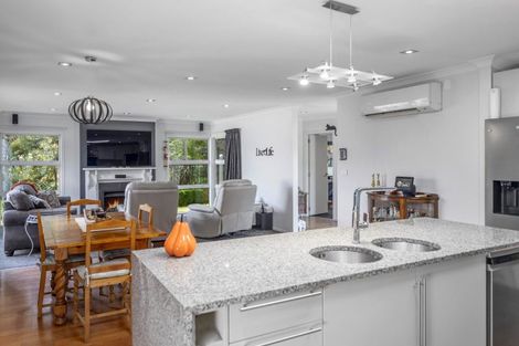 Photo of property in 86 Hindmarsh Drive, Rangatira Park, Taupo, 3330