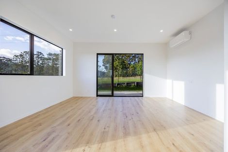 Photo of property in 28a Balthazar Road, Kumeu, 0810
