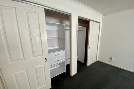 Photo of property in 8 Piriti Place, Weymouth, Auckland, 2103