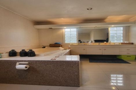 Photo of property in 14 Waimana Road, Conifer Grove, Takanini, 2112