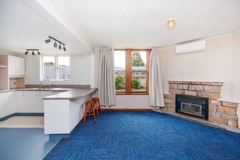 Photo of property in 6 Ngareta Street, Marton, 4710