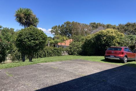 Photo of property in 3/7 Roberts Avenue, Bayswater, Auckland, 0622