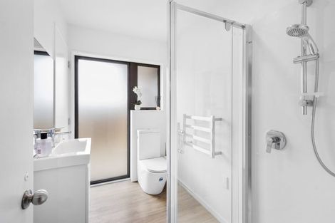 Photo of property in 2/71 Shirley Road, Shirley, Christchurch, 8013