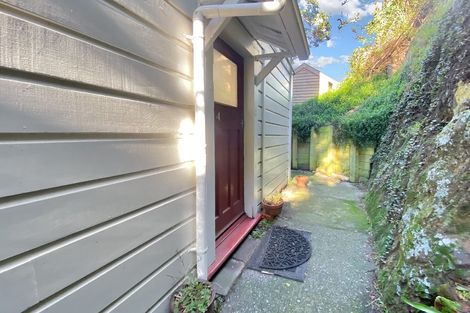 Photo of property in 20 Washington Avenue, Brooklyn, Wellington, 6021