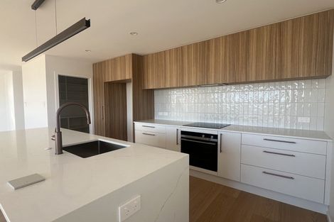 Photo of property in 37 Frances Brown Avenue, Aotea, Porirua, 5024