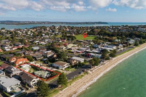 Photo of property in 20 The Esplanade, Eastern Beach, Auckland, 2012