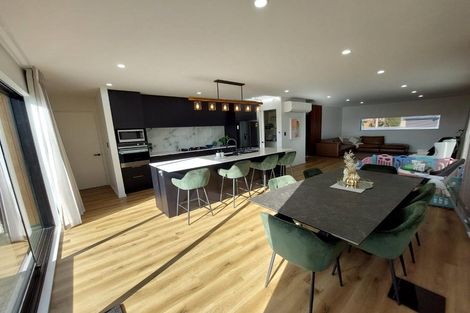 Photo of property in 328 Halswell Junction Road, Halswell, Christchurch, 8025