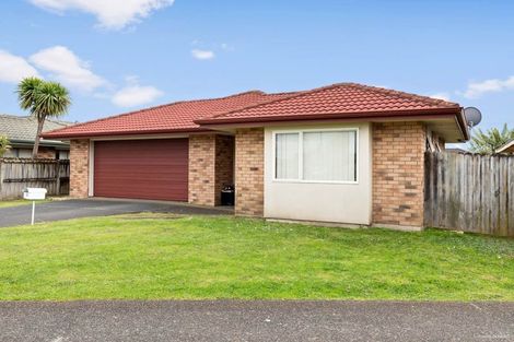 Photo of property in 12 Rock Daisy Crescent, Mangere, Auckland, 2022