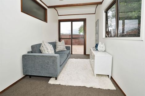 Photo of property in 23 Kensington Place, Fairfield, Hamilton, 3214
