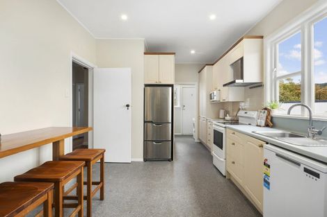 Photo of property in 190 Karori Road, Karori, Wellington, 6012