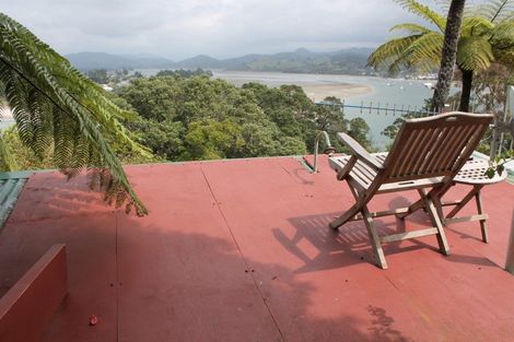 Photo of property in 185 Paku Drive, Tairua, 3508