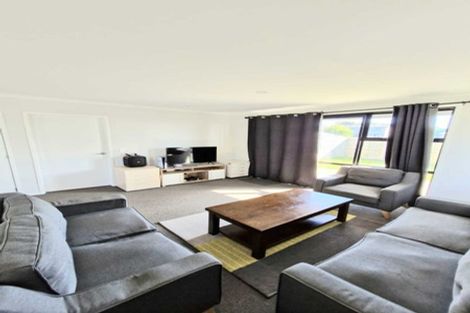 Photo of property in 29 Discovery Place, Marfell, New Plymouth, 4310