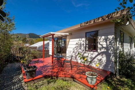 Photo of property in 2/9 Rimu Street, Toi Toi, Nelson, 7010