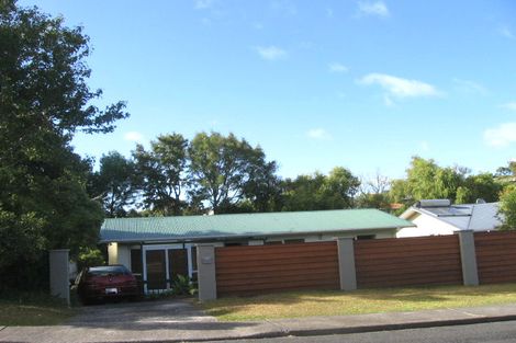 Photo of property in 10 Mountbatten Avenue, Hillcrest, Auckland, 0627