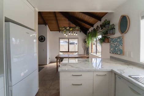 Photo of property in 14 Halyard Close, Flagstaff, Hamilton, 3210