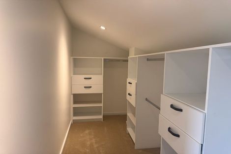 Photo of property in 77 Masons Road, Oteha, Auckland, 0632