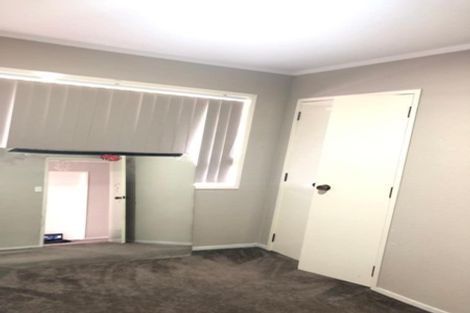 Photo of property in 6 Suwyn Place, Weymouth, Auckland, 2103