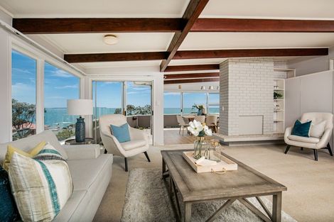 Photo of property in 29 Whitby Crescent, Mairangi Bay, Auckland, 0630