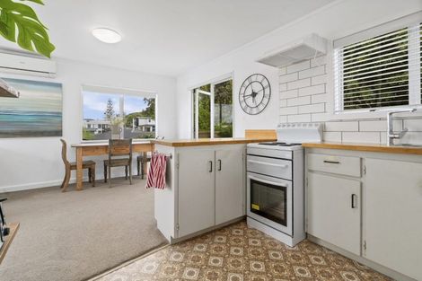 Photo of property in 57 Terra Nova Street, Glen Eden, Auckland, 0602