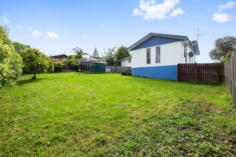 Photo of property in 5 Sari Place, Massey, Auckland, 0614