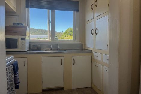 Photo of property in 32 Ranfurly Street, Runanga, 7803