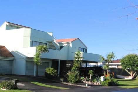 Photo of property in 3/5 Arkley Avenue, Farm Cove, Auckland, 2012