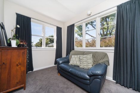 Photo of property in 5 Karamu Avenue, Takaro, Palmerston North, 4410
