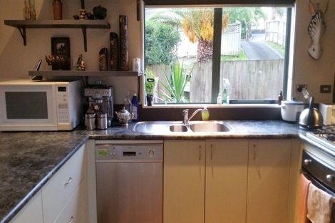 Photo of property in 1/22 Woodstock Road, Forrest Hill, Auckland, 0620