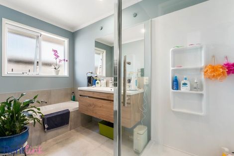 Photo of property in 32 Trans Tasman Way, Pyes Pa, Tauranga, 3112