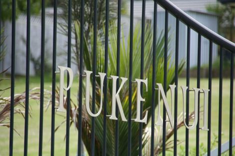 Photo of property in 16 Tieke Place, Horahora, Whangarei, 0110