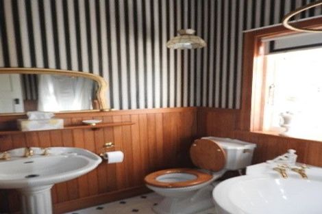 Photo of property in 60 Barton Road, Heretaunga, Upper Hutt, 5018