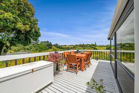 Photo of property in 13 Cargill Place, Frankleigh Park, New Plymouth, 4310