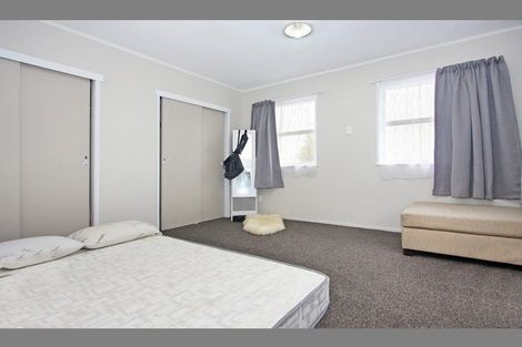Photo of property in 67 Hobart Crescent, Wattle Downs, Auckland, 2103