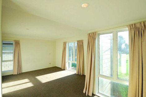 Photo of property in 13 Pavilion Crescent, Hillmorton, Christchurch, 8024