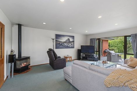 Photo of property in 6 Empress Place, Halswell, Christchurch, 8025