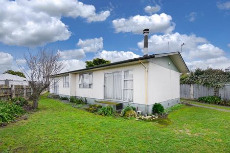 Photo of property in 27 Liverpool Crescent, Flaxmere, Hastings, 4120