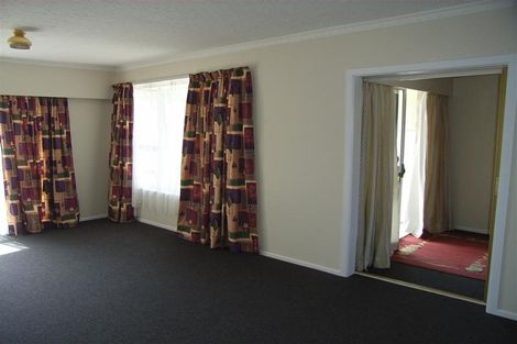 Photo of property in 2/191 Waimairi Road, Ilam, Christchurch, 8041