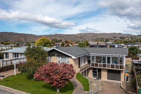 Photo of property in 52 Royal Terrace, Alexandra, 9320