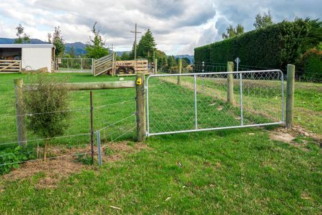 Photo of property in 17 Bakers Road, Waimate, 7978