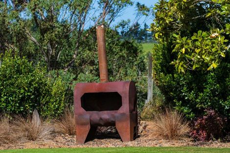 Photo of property in 10 Four Mile Creek Road, Te Houka, Balclutha, 9273