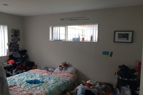 Photo of property in 4 Kereru Rise, Papakura, 2110