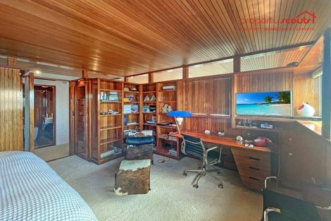 Photo of property in Seaview Apartments, 5/64 Milford Road, Milford, Auckland, 0620