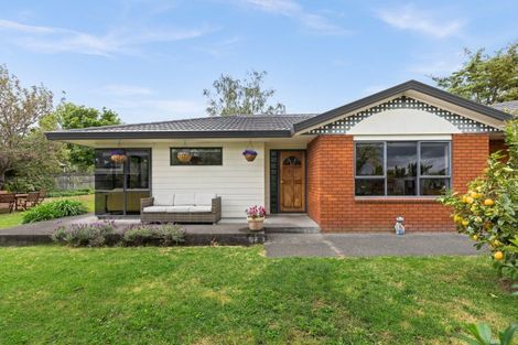 Photo of property in 5 Penlington Place, Havelock North, 4130