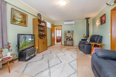 Photo of property in 49 Fox Street, Woodville, 4920