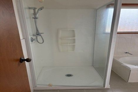 Photo of property in 2/8 Jutland Road, Hauraki, Auckland, 0622