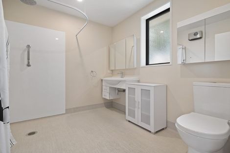 Photo of property in 1 Farm Lane, Parklands, Christchurch, 8083