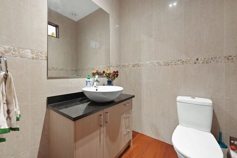 Photo of property in 2/22 Falstaff Place, Half Moon Bay, Auckland, 2012