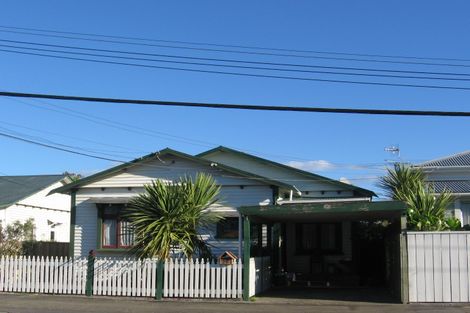 Photo of property in 24 South Street, Petone, Lower Hutt, 5012